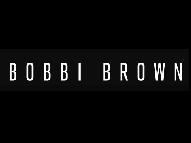 Bobbi Brown: A Perfect Blend of Beauty and Elegance for Her